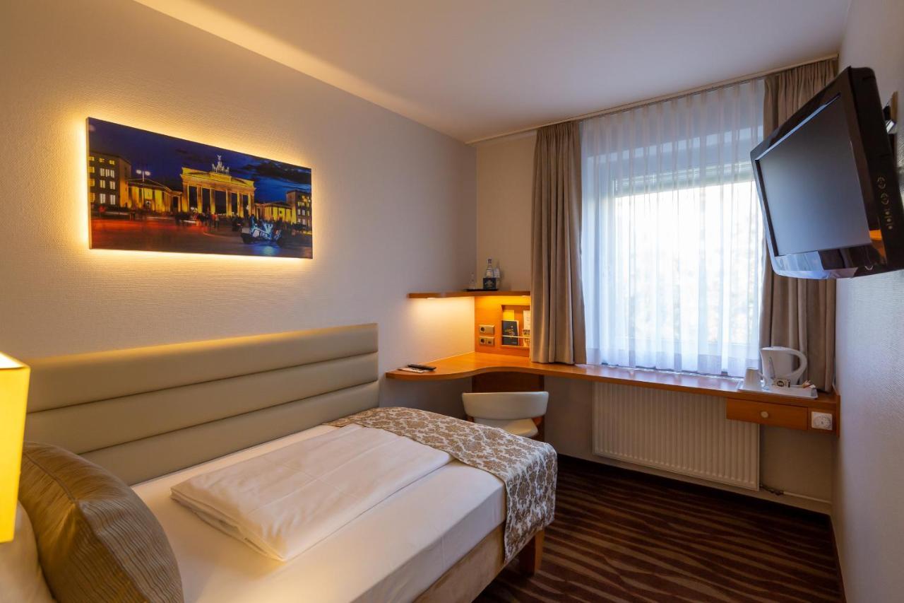 Golden Tulip Berlin Hotel Hamburg Exterior foto